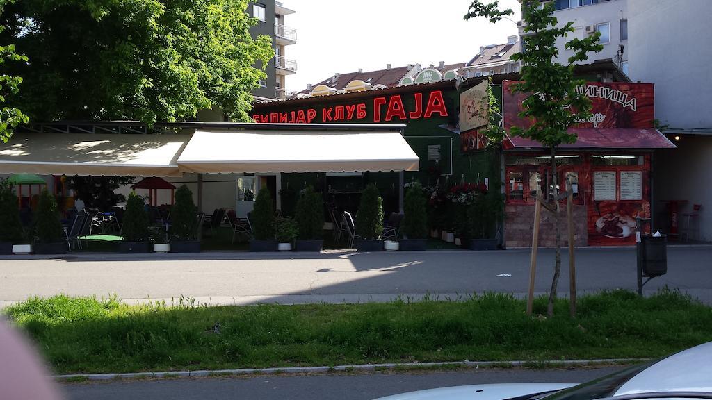 Guest House Gaja Novi Sad Exterior photo
